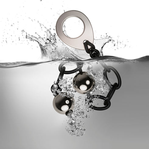 Love in Chains Black